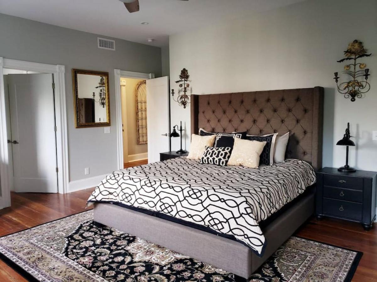 Newly Renovated 4 Bed 3 Bath And 2 Parking Spots Villa Savannah Buitenkant foto