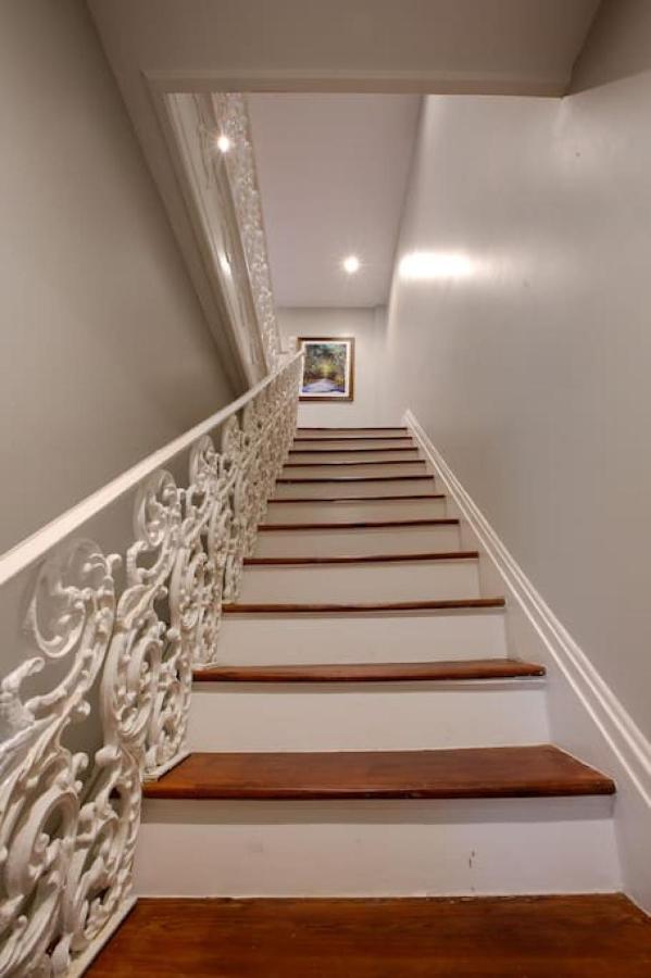 Newly Renovated 4 Bed 3 Bath And 2 Parking Spots Villa Savannah Buitenkant foto