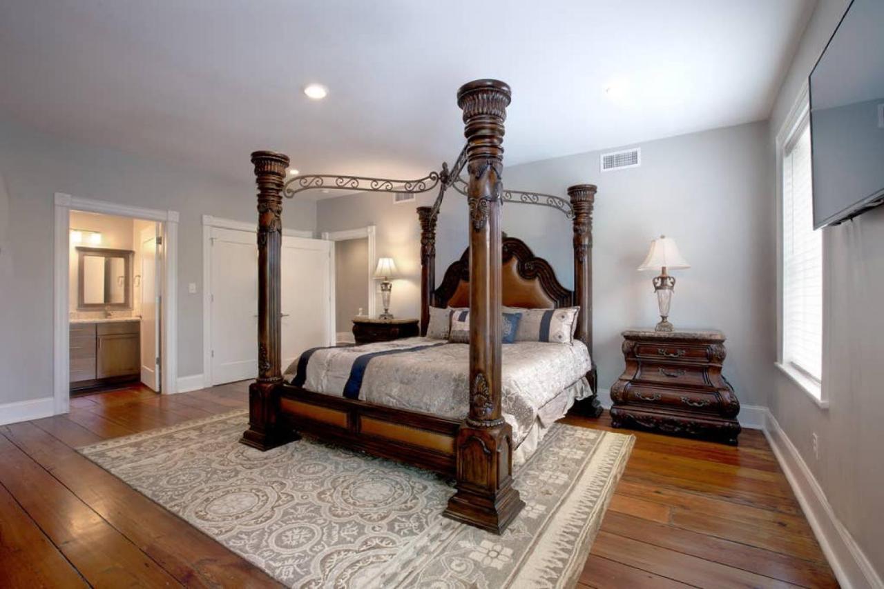 Newly Renovated 4 Bed 3 Bath And 2 Parking Spots Villa Savannah Buitenkant foto
