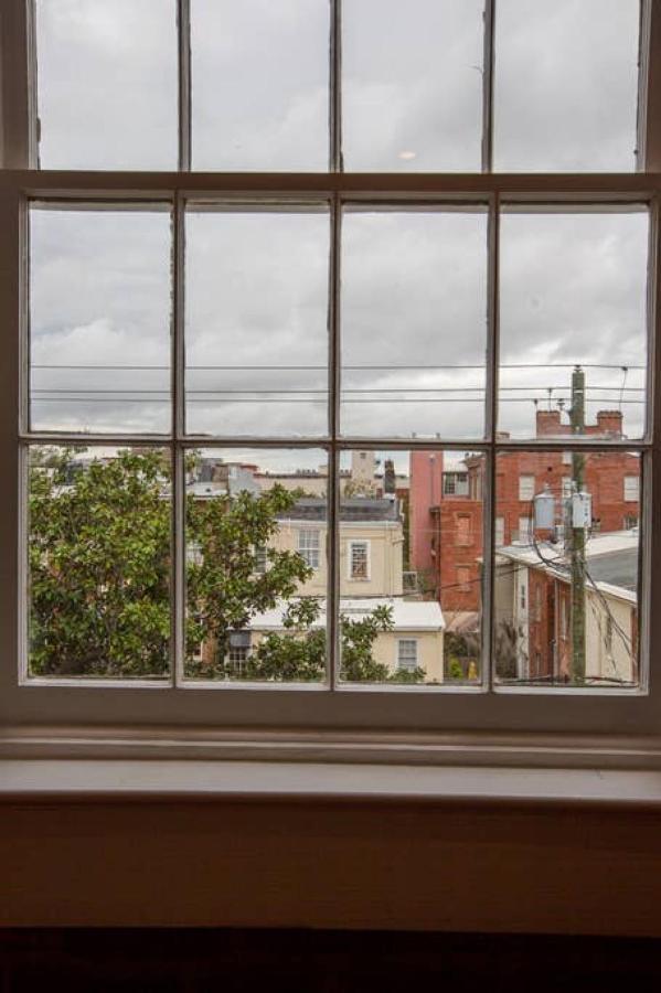 Newly Renovated 4 Bed 3 Bath And 2 Parking Spots Villa Savannah Buitenkant foto